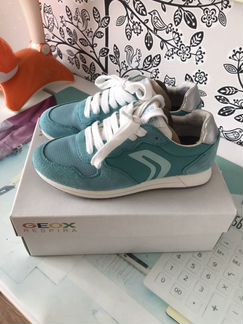 Кроссовки для девочки geox 33 р