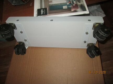 Подкатные тележки для системного блока