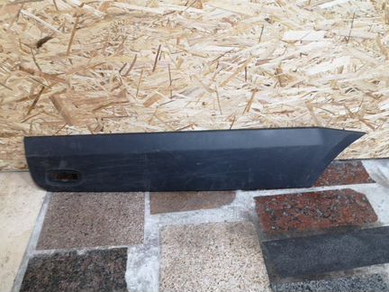 Молдинг крыла задний правый Mercedes-Benz Sprinter