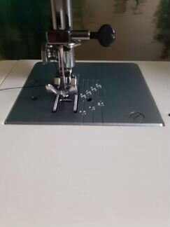 Швейная машина New Home