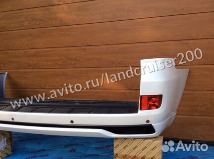 Бампер Land Cruiser 200 Executive White