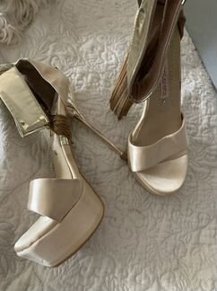 Босоножки Lorenzi