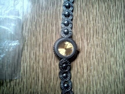 Часы женские omax