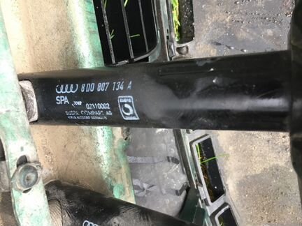 Кронштейн демпфер перед бампера 8D0807133A AudiA4