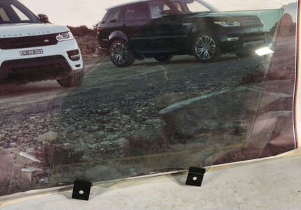 Стекло переднее левое Range Rover Vogue 4 L405