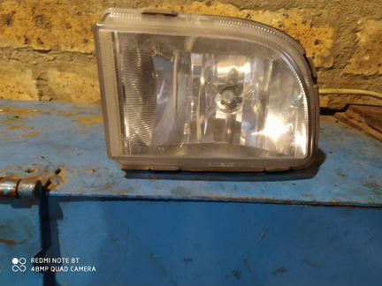 Продаю левую противотуманку на автомобиль Chevrole