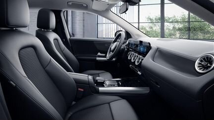 Mercedes-Benz GLA-класс 1.3 AMT, 2020