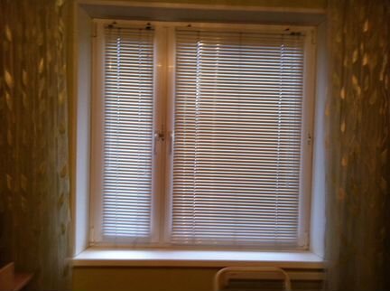 Жалюзи на окно