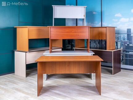 Офисная мебель бу. Стол письменный