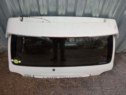 Крышка багажника Toyota Land Cruiser 100 лх470