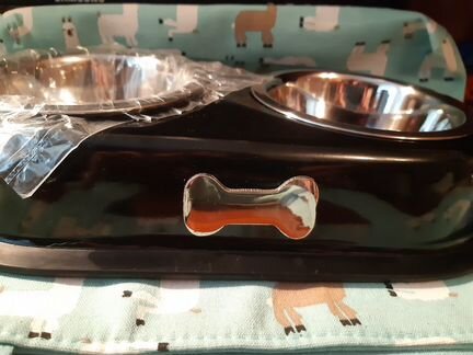 Миска двойная для собак и крупных кошек