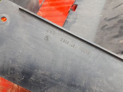 Бмв 3 Е30 дефлектор радиатора охлаждения