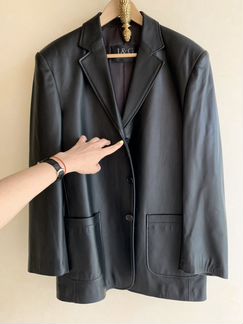 Мужской кожаный пиджак