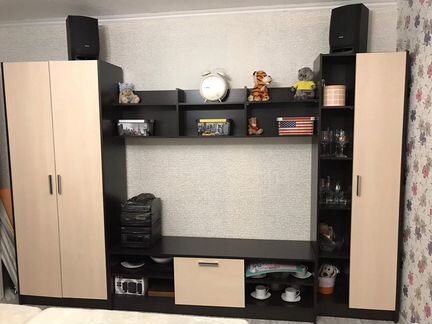 Стенка в гостиную