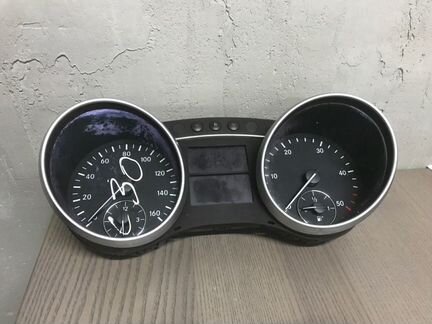 Панель приборов Mercedes-Benz Ml-Class W164