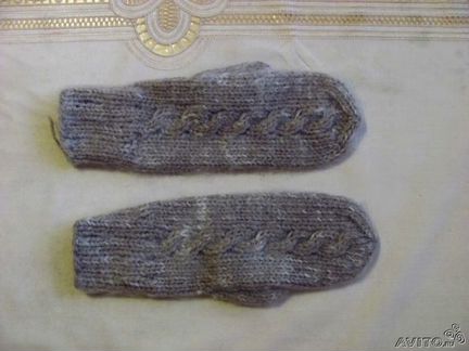 Новые шерстяные варежки