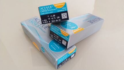 Линзы Acuvue Oasys with Hydraluxe