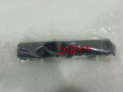 Кронштейн бампера передний правый Hyundai Sonata 7