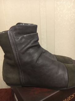 Красивые натуральные фирменные ботиночки