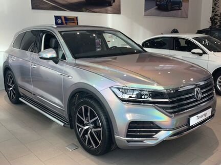 Volkswagen Touareg 3.0 AT, 2020