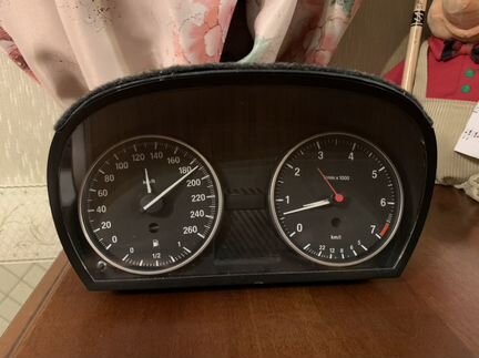 Часы BMW