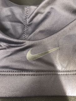 Новый спортивный топ бра Nike S