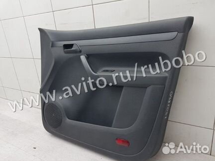 Обшивка двери передняя правая Vw Caddy 3 cayd 2013