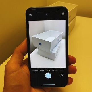 iPhone XR 64gb blue
