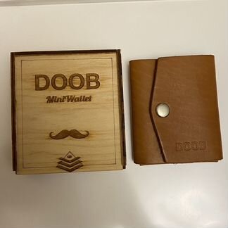 Кошелек из натуральной кожи doob новый