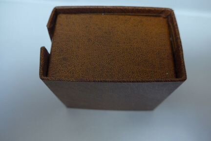 Коробочка коричневая. Чистая