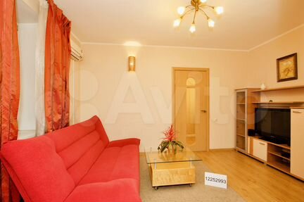 2-к квартира, 42 м², 4/8 эт.
