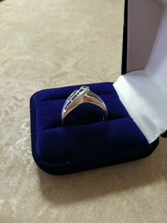 Серебряное кольцо с сапфирами, размер 18