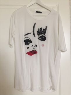 Белые футболки Red Valentino, Markus Lupfer