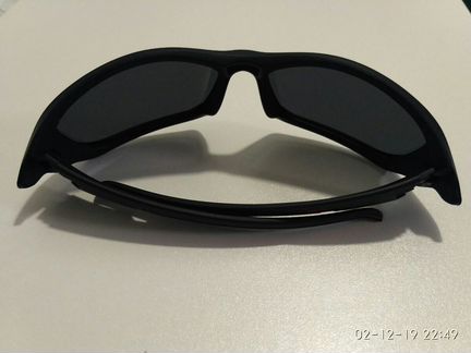 Солнцезащитные поляризационные очки