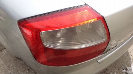 Фонарь левый на Audi A4 B6
