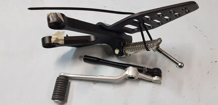 Подножка+Лапка кпп Yamaha YZF-R6 2019