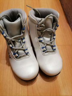 Лыжные ботинки sochi