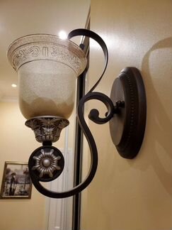 Люстра + 3 светильника