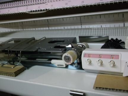 Вязальная машина Бразер brother 264260 Япония нов