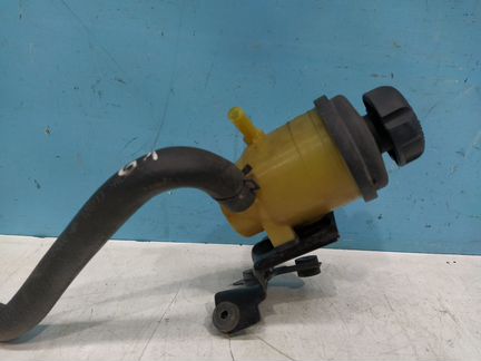 Бачок гур Hyundai Grand Starex H1