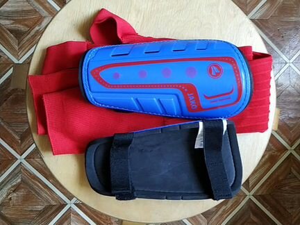 Футбольный комплект: бутсы-сороконожки, гольфы, за