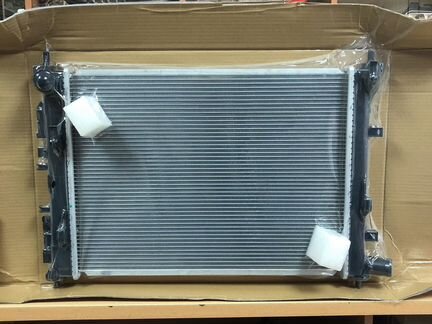 Радиатор охлаждения Киа Рио / Хенде Солярис