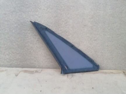 Стекло задней двери Ауди А8 4d0845300