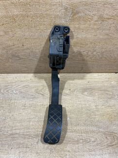 Педаль газа Audi A6 C6 301005