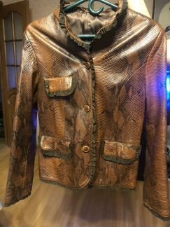 Продаю легкую кожаную куртку