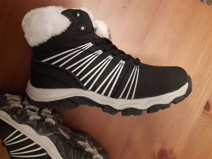 Кроссовки зимние