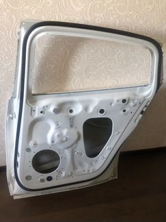 Porsche Panamera 971 дверь задняя правая