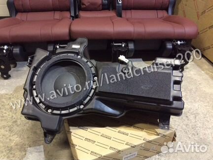 Сабвуфер Land Cruiser 200