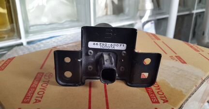 Камера передняя lexus LX570 2008-2011