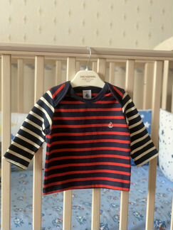 Детский джемпер новый 6 месяцев Petit Bateau